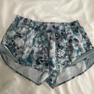 Hotty Hot LR Short 2.5